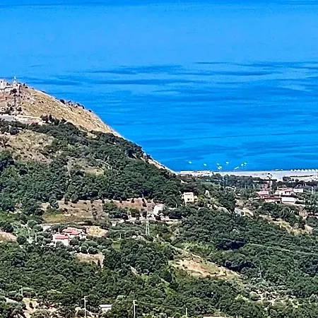 Biancamano 3* Maierà