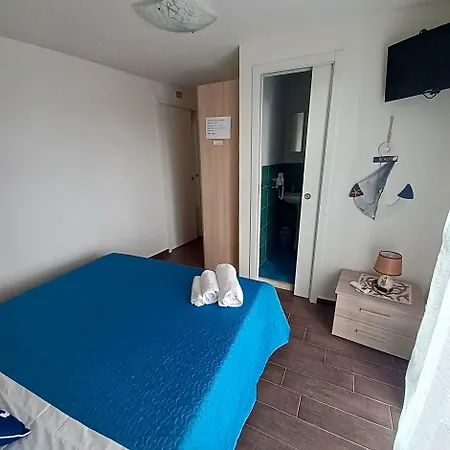 Oda ve Kahvaltı Biancamano 3*