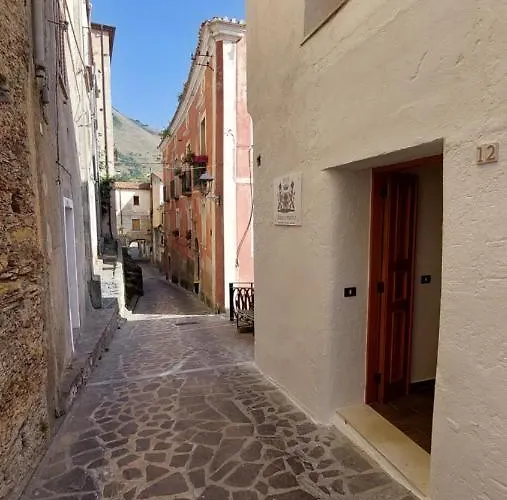 Biancamano 3* Maierà