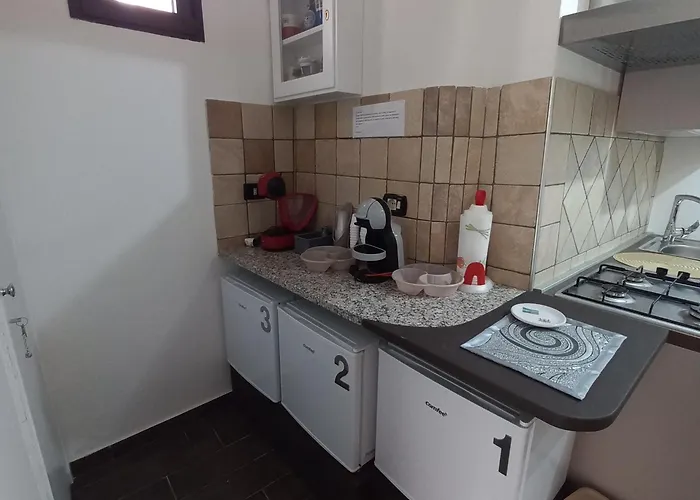 Biancamano فندق مبيت وإفطار Maierà